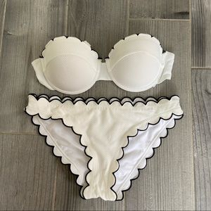 Scallop black and white bikini